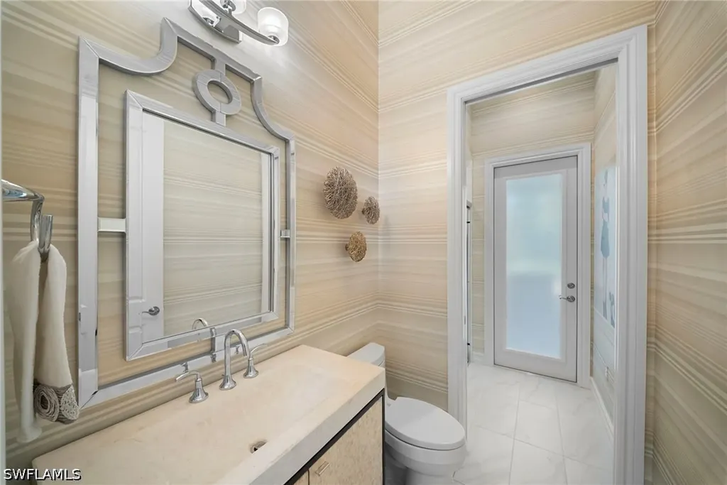 6449 Costa Circle Naples FL 34113