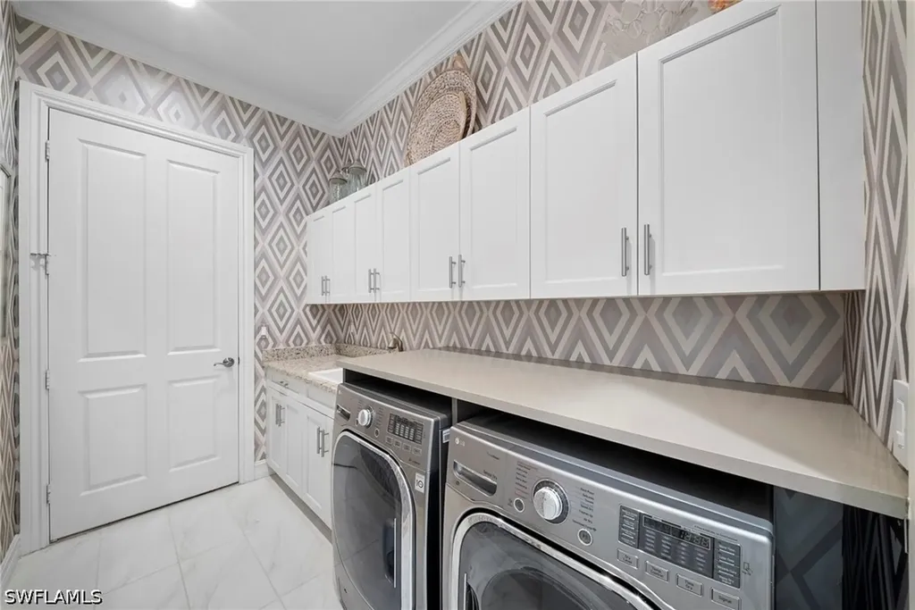 6449 Costa Circle Naples FL 34113