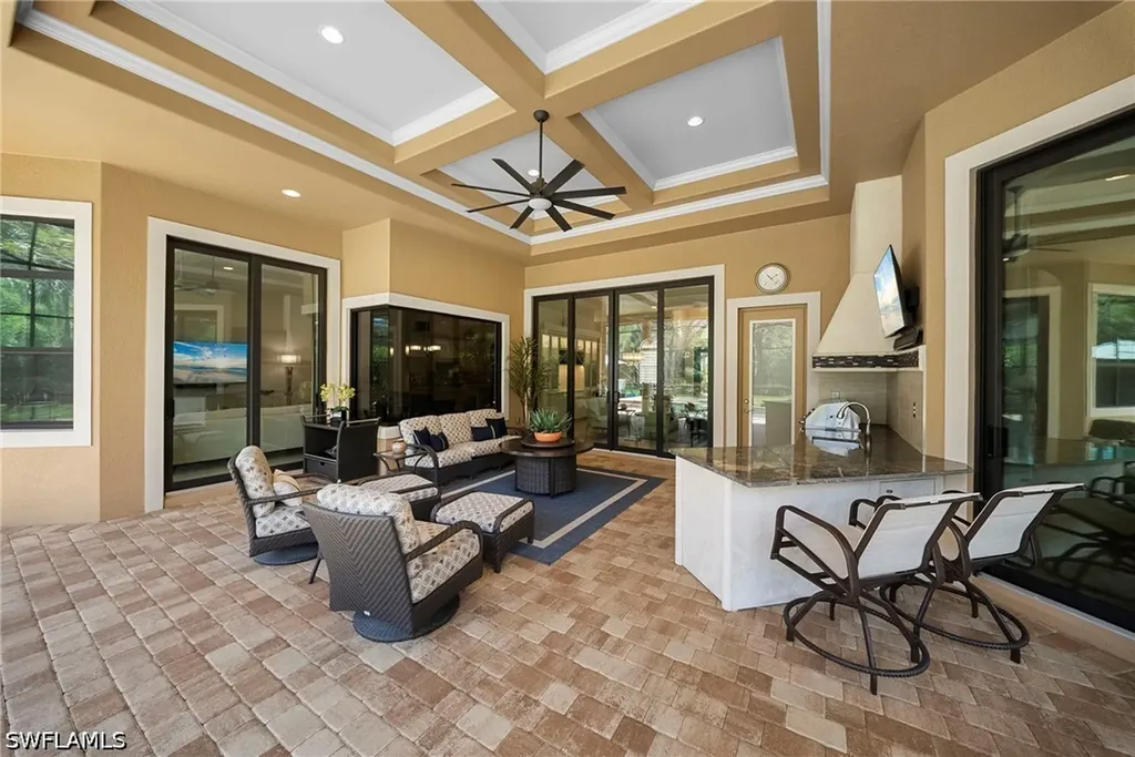 6449 Costa Circle Naples FL 34113