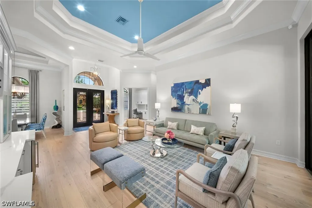 6449 Costa Circle Naples FL 34113