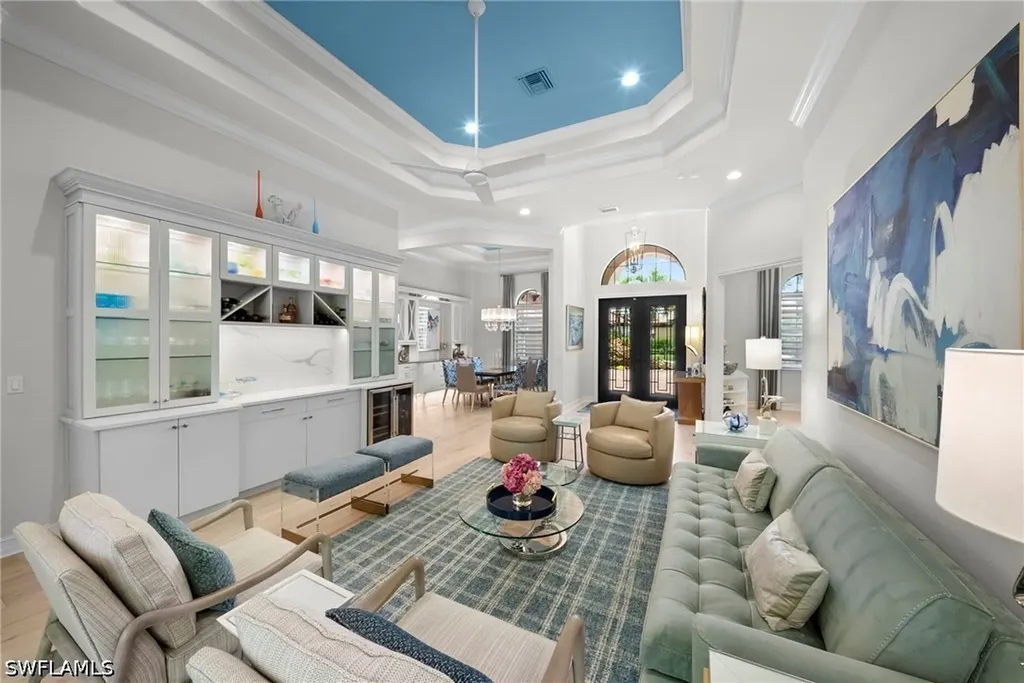 6449 Costa Circle Naples FL 34113