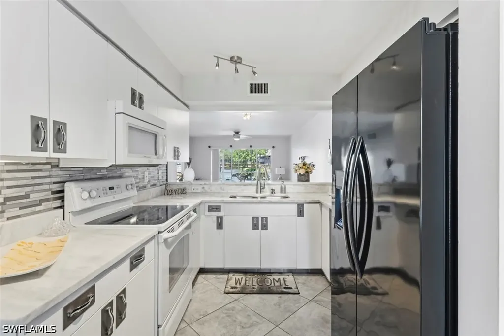 162 Pebble Shores Drive Naples FL 34110