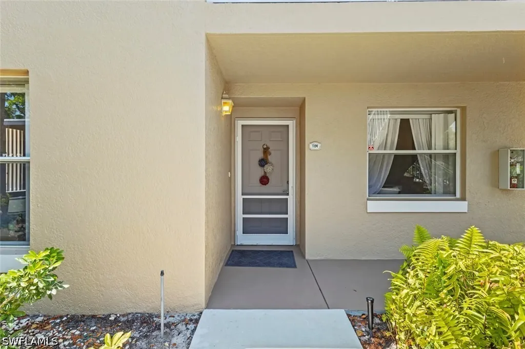 162 Pebble Shores Drive Naples FL 34110