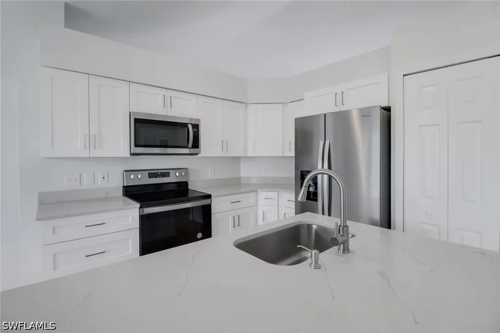 3340 33rd Avenue NE Naples FL 34120
