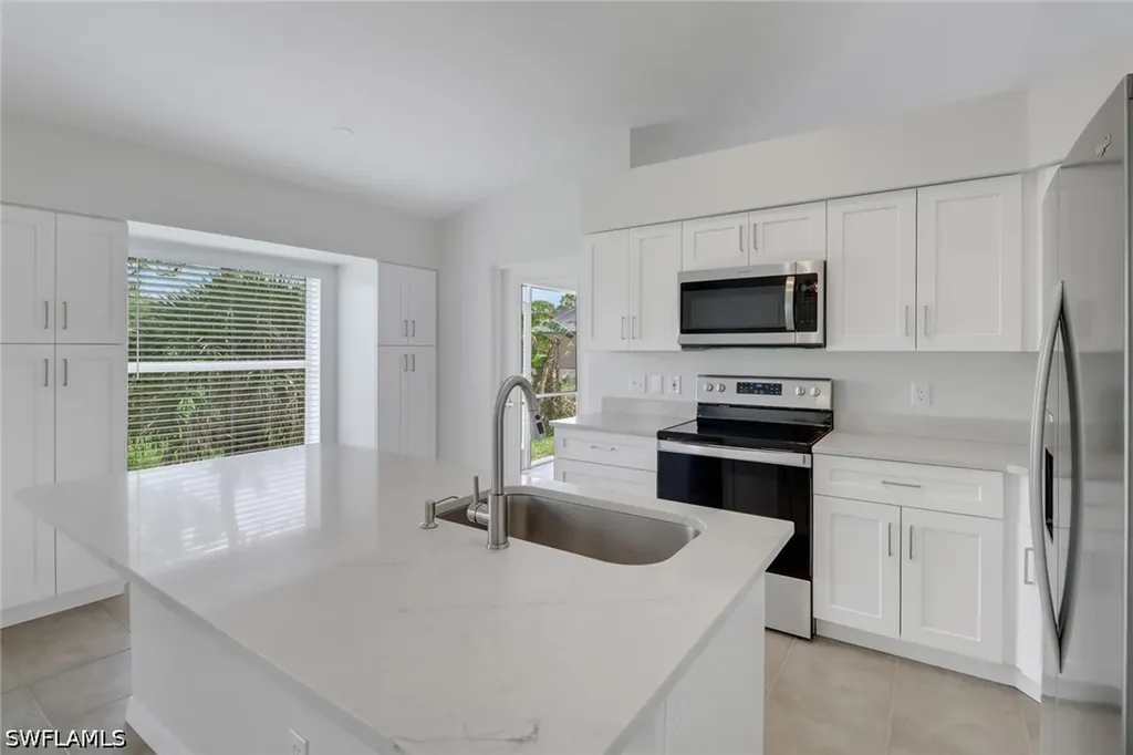3340 33rd Avenue NE Naples FL 34120