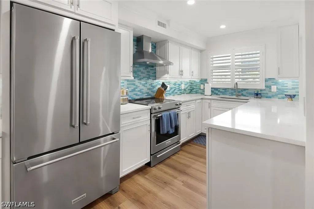 3000 Gulf Shore Boulevard N Naples FL 34103
