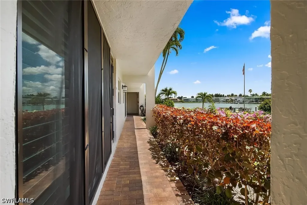3000 Gulf Shore Boulevard N Naples FL 34103