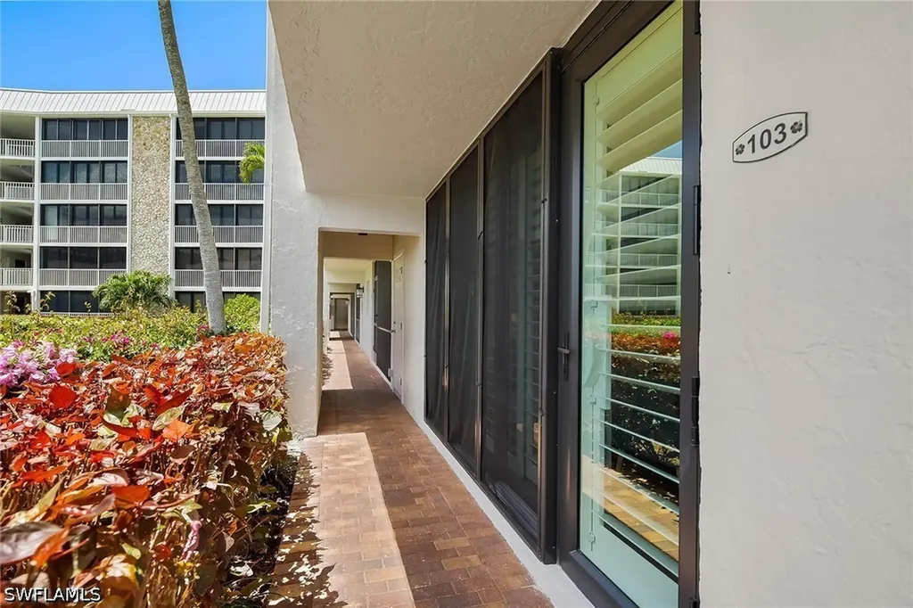 3000 Gulf Shore Boulevard N Naples FL 34103
