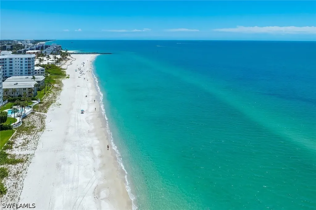 3000 Gulf Shore Boulevard N Naples FL 34103