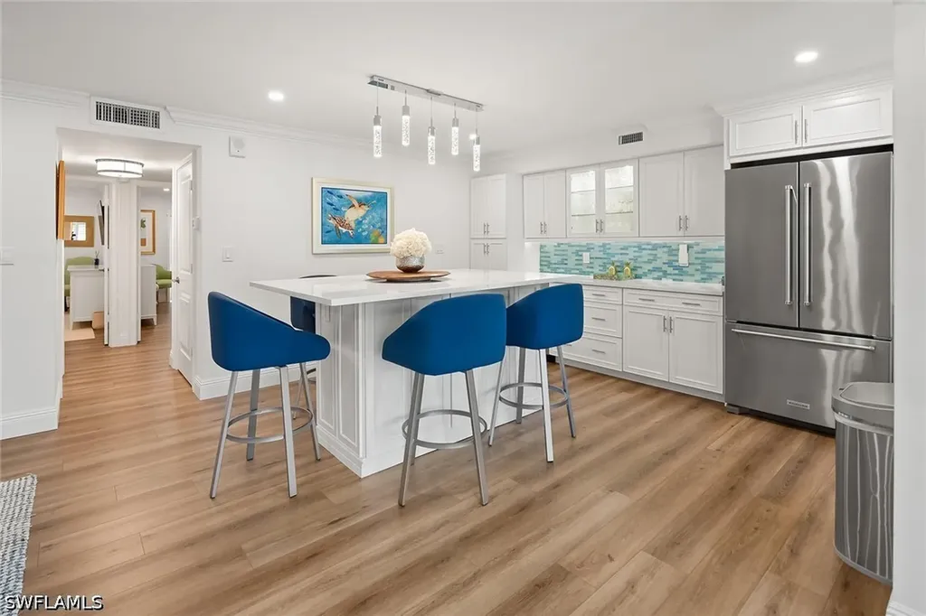 3000 Gulf Shore Boulevard N Naples FL 34103