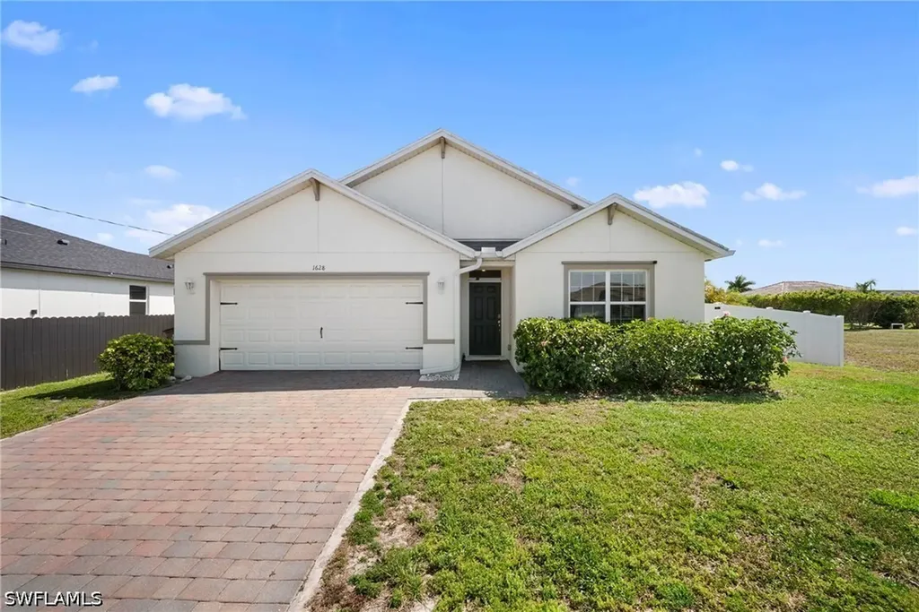1628 NW 9th Terrace Cape Coral FL 33993