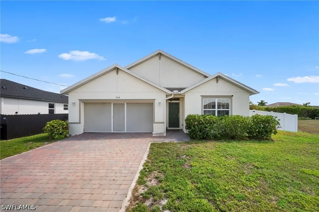 1628 NW 9th Terrace Cape Coral FL 33993