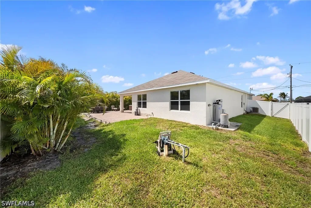 1628 NW 9th Terrace Cape Coral FL 33993