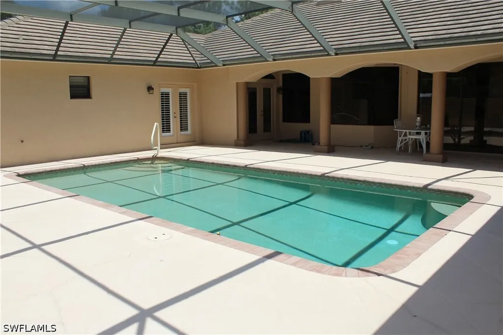461 33rd Avenue NE Naples FL 34120
