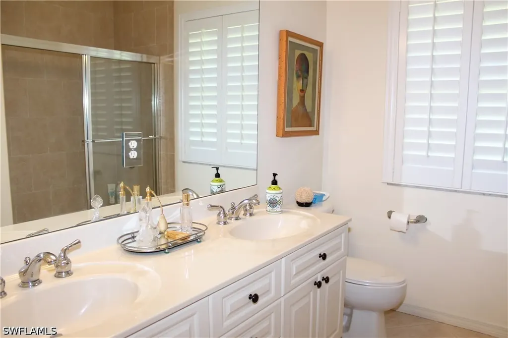 461 33rd Avenue NE Naples FL 34120