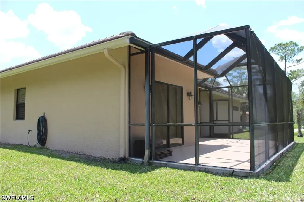 461 33rd Avenue NE Naples FL 34120