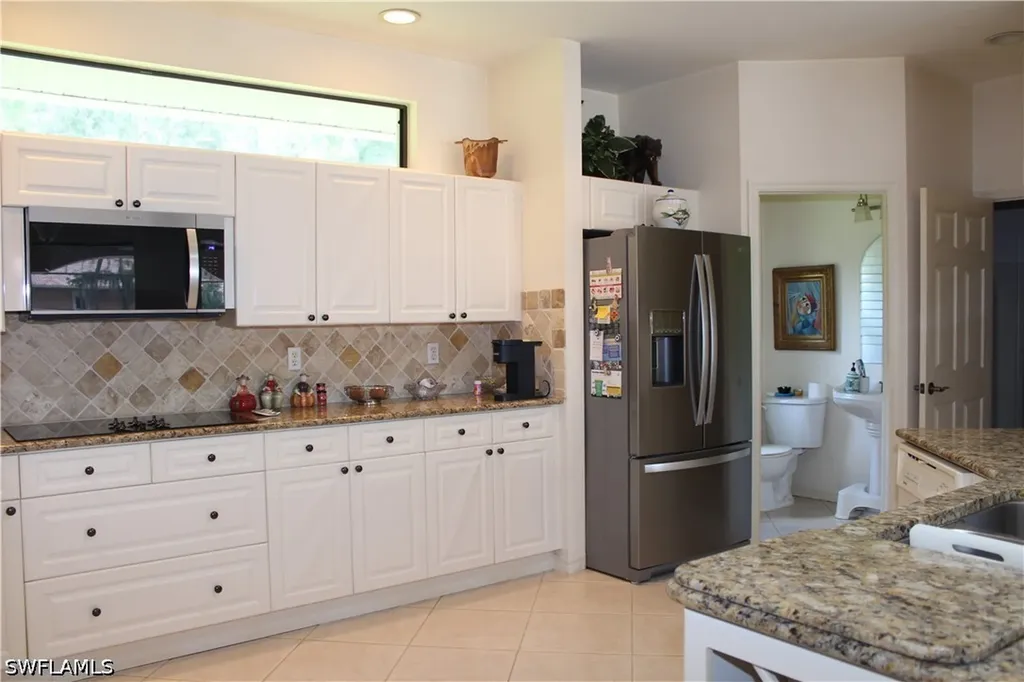 461 33rd Avenue NE Naples FL 34120