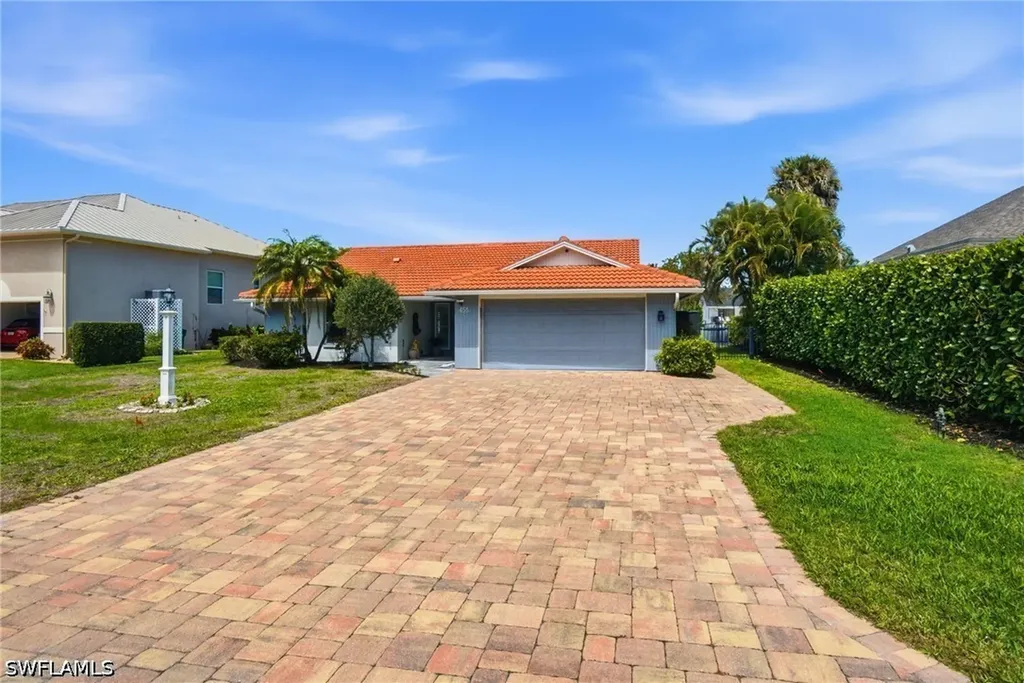 Naples FL, 455 Bayside Avenue