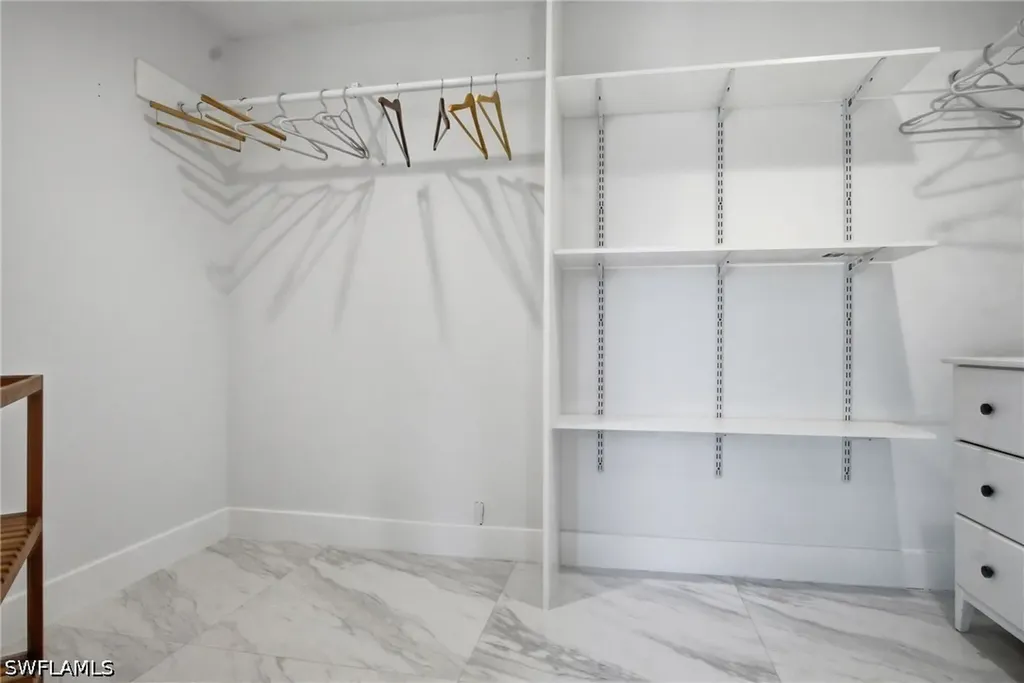455 Bayside Avenue Naples FL 34108