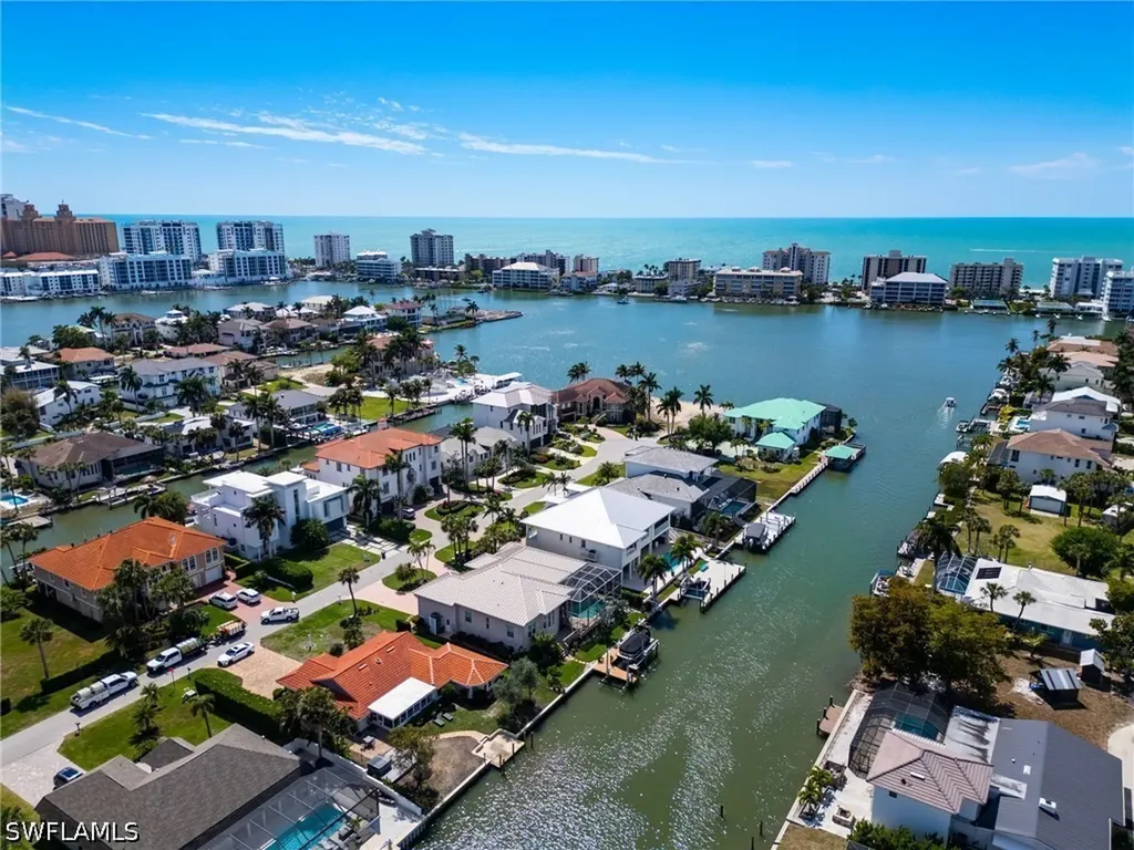 455 Bayside Avenue Naples FL 34108