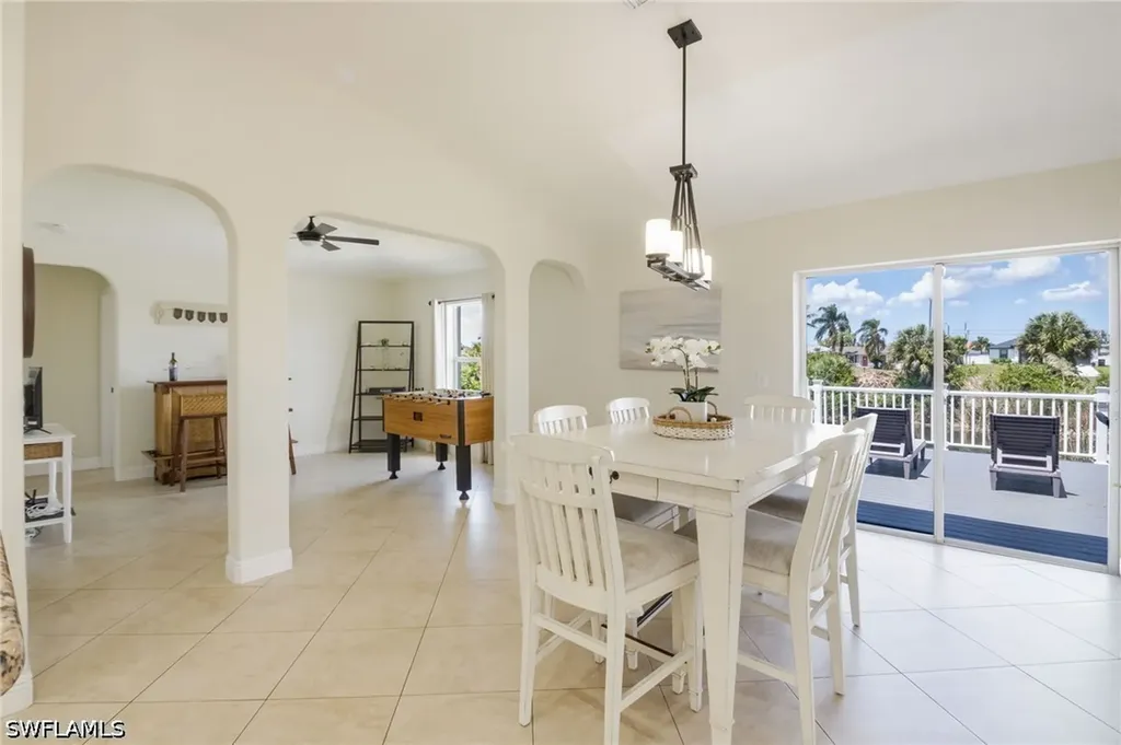 2534 NE 20th Court Cape Coral FL 33909
