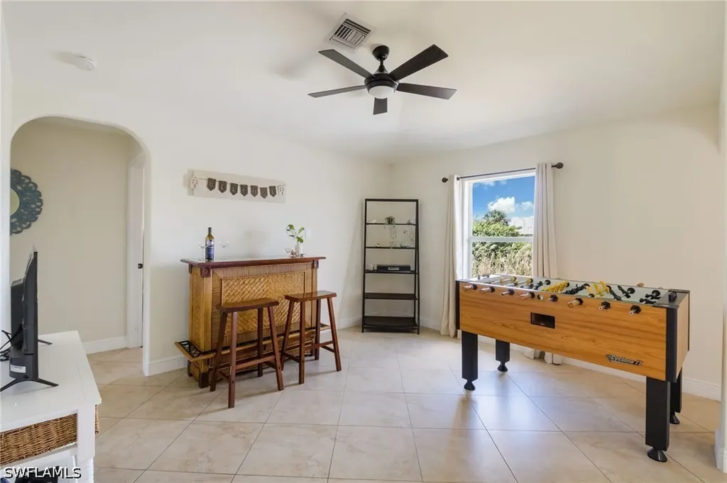 2534 NE 20th Court Cape Coral FL 33909