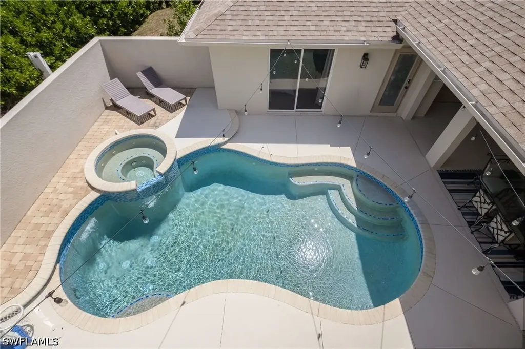 2534 NE 20th Court Cape Coral FL 33909