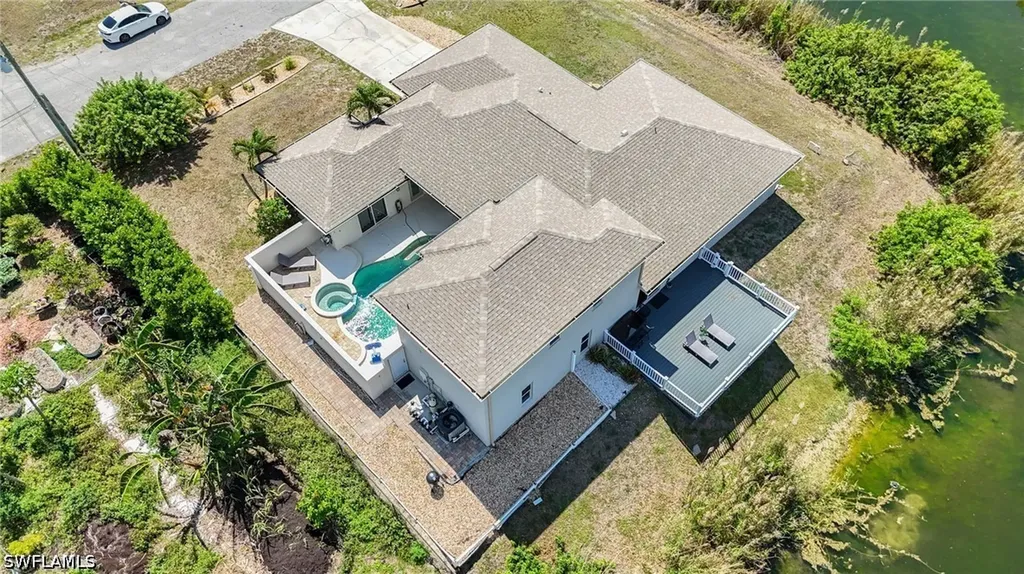 2534 NE 20th Court Cape Coral FL 33909