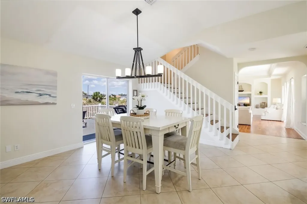 2534 NE 20th Court Cape Coral FL 33909