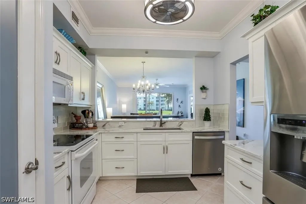 3996 Bishopwood Court E Naples FL 34114