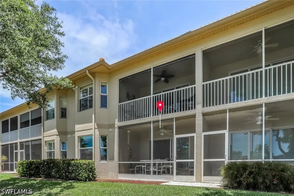 3996 Bishopwood Court E Naples FL 34114