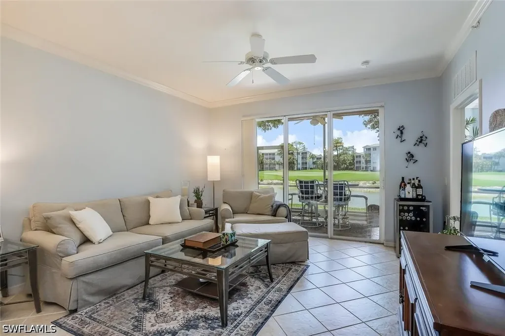 3996 Bishopwood Court E Naples FL 34114