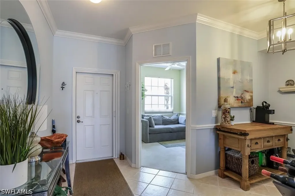 3996 Bishopwood Court E Naples FL 34114