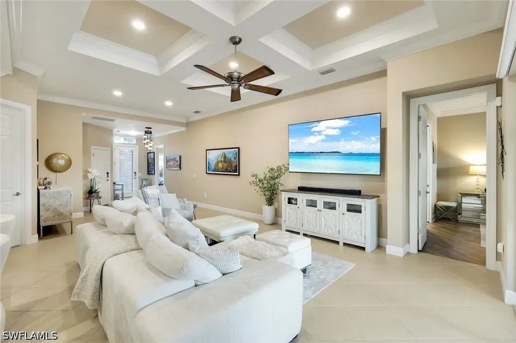 9104 Graphite Circle Naples FL 34120
