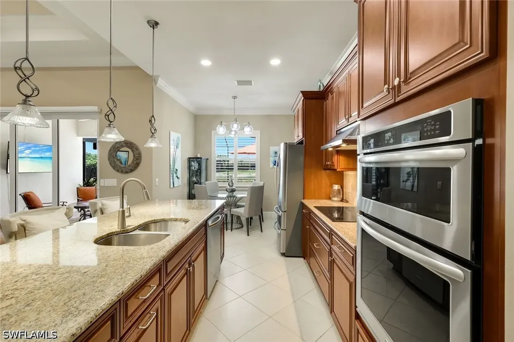 9104 Graphite Circle Naples FL 34120