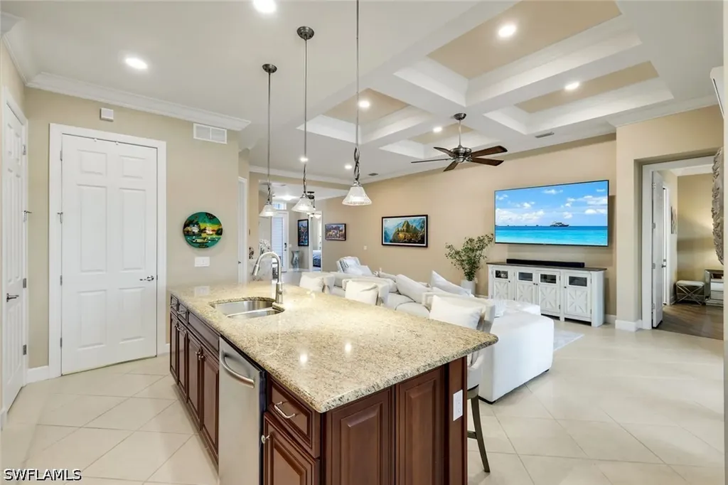 9104 Graphite Circle Naples FL 34120