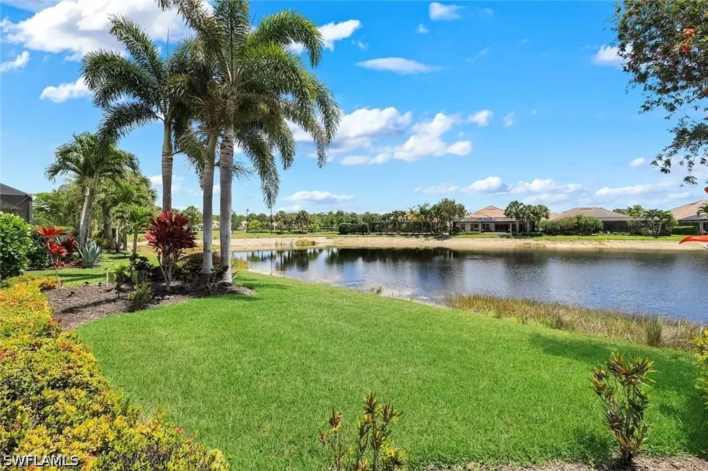 9104 Graphite Circle Naples FL 34120