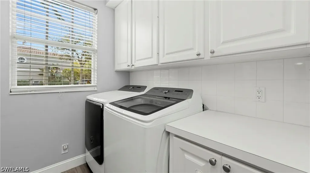 5766 Cove Circle Naples FL 34119