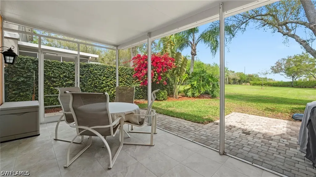 5766 Cove Circle Naples FL 34119