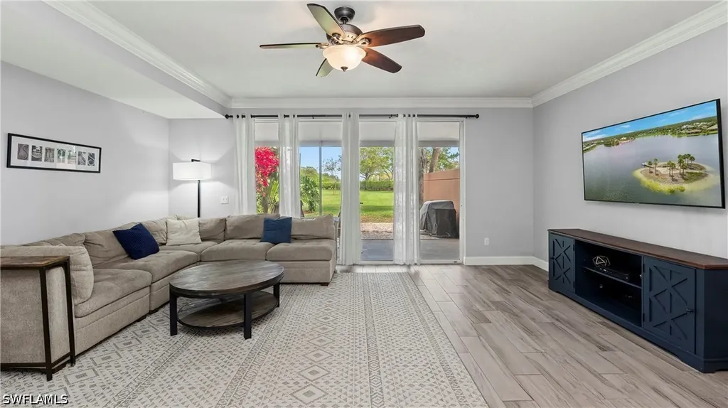 5766 Cove Circle Naples FL 34119