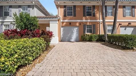 5766 Cove Circle Naples FL 34119