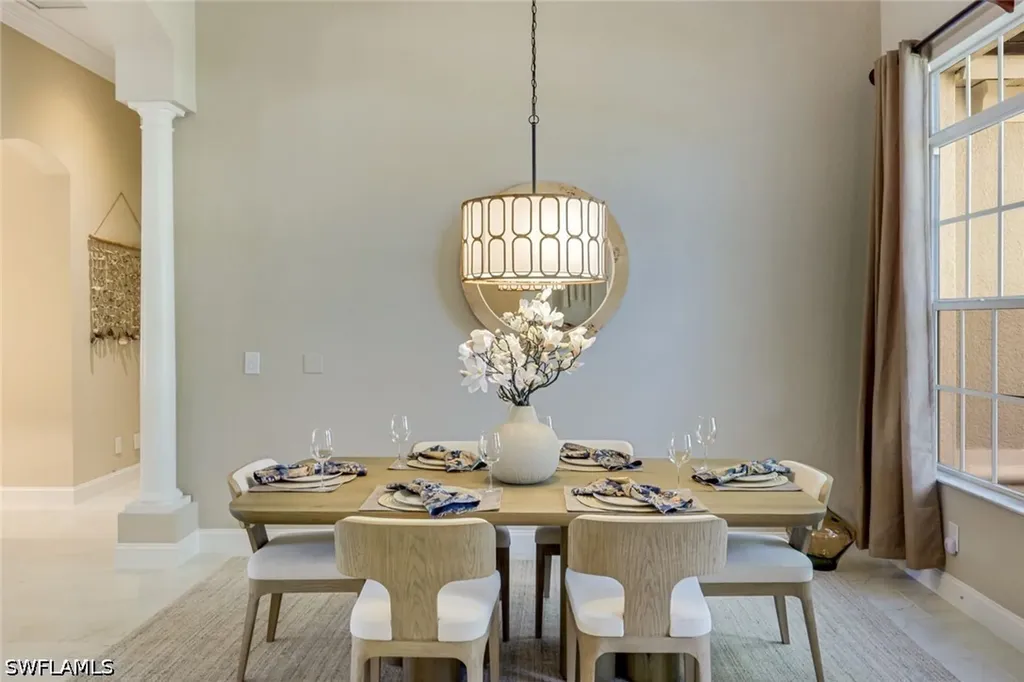 8810 Spinner Cove Lane Naples FL 34120