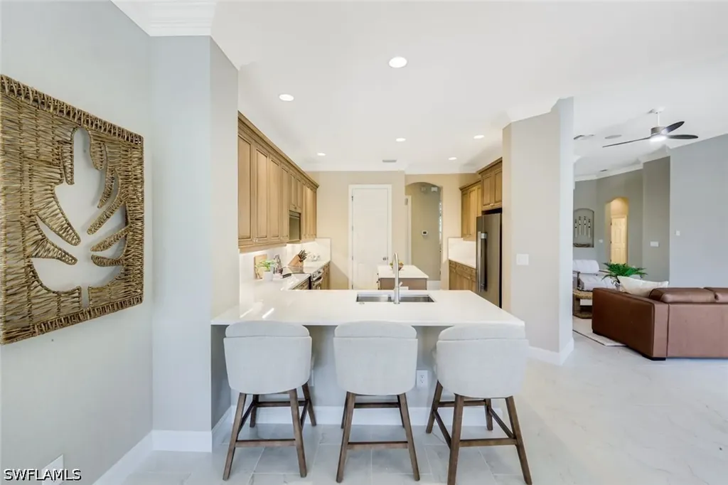 8810 Spinner Cove Lane Naples FL 34120