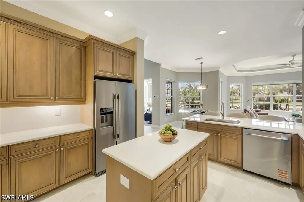8810 Spinner Cove Lane Naples FL 34120