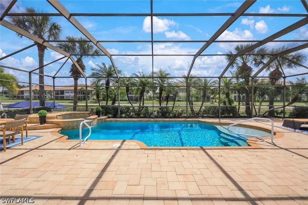 8810 Spinner Cove Lane Naples FL 34120