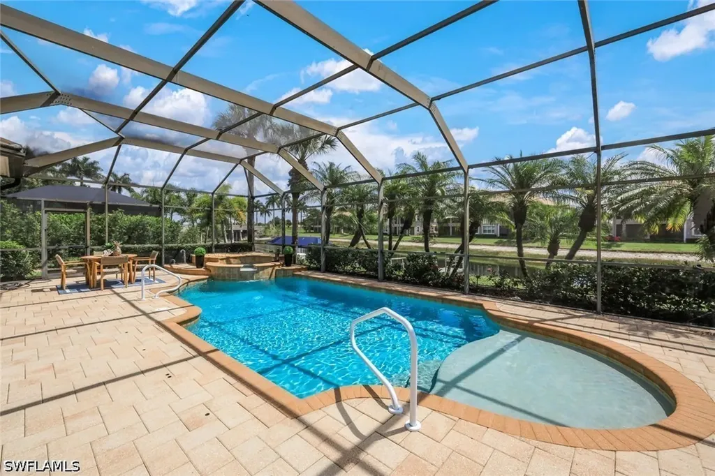 8810 Spinner Cove Lane Naples FL 34120