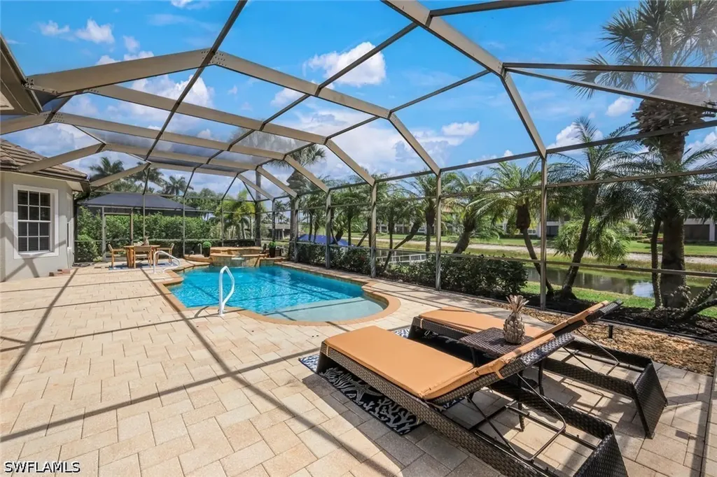 8810 Spinner Cove Lane Naples FL 34120
