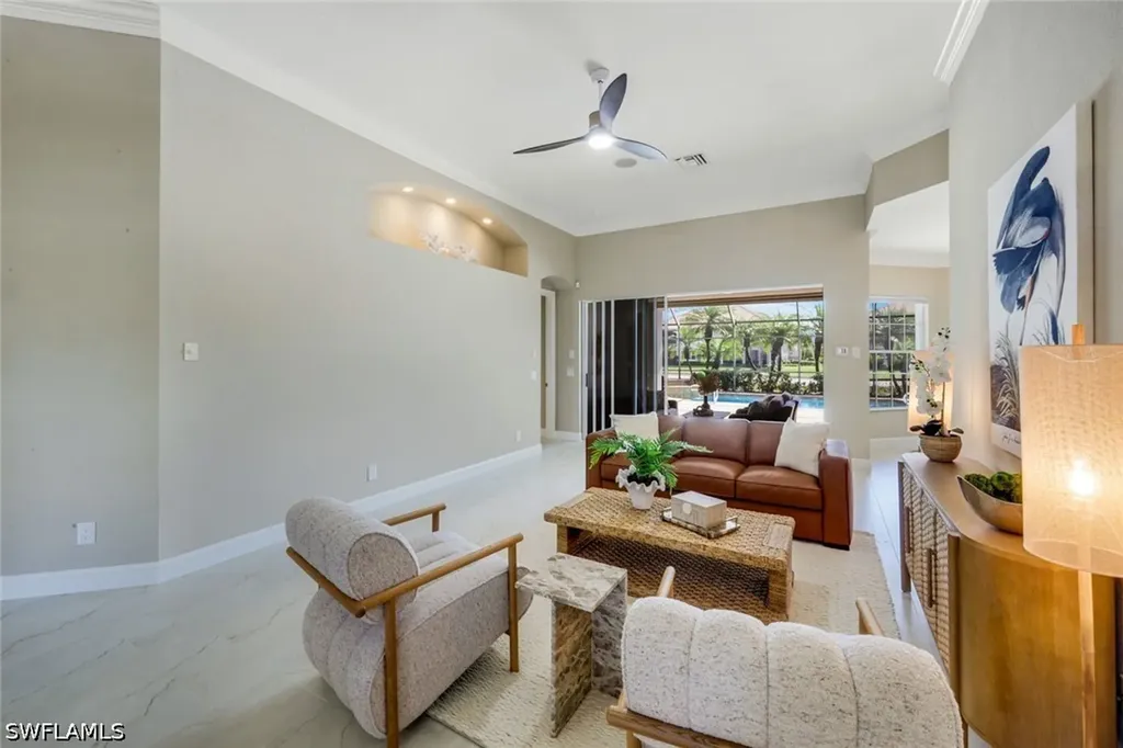 8810 Spinner Cove Lane Naples FL 34120