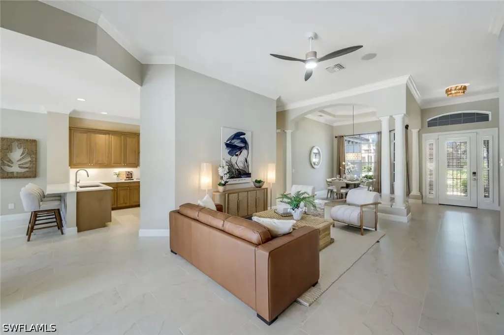8810 Spinner Cove Lane Naples FL 34120