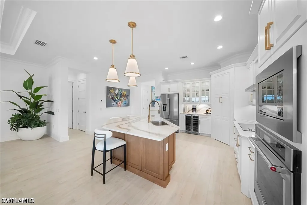 8923 Gustavia Court Naples FL 34112